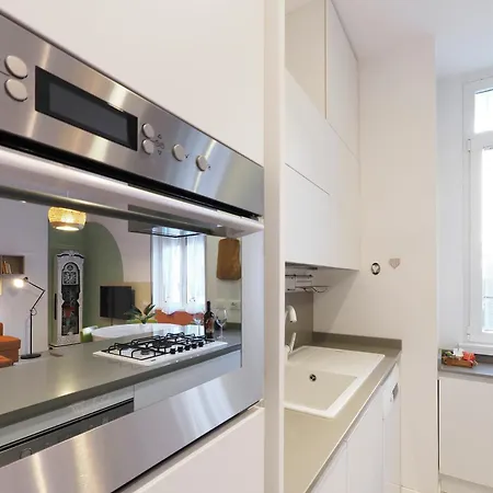 Mila Lux Lodi Apartment