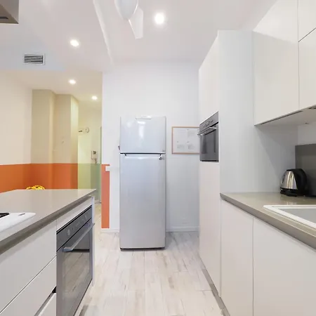 Mila Lux Lodi Milánó